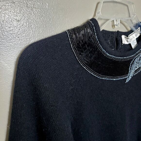White Wheeler & Martha Sweater Size Medium Black Lambswool Angora Embellished - Picture 6 of 12
